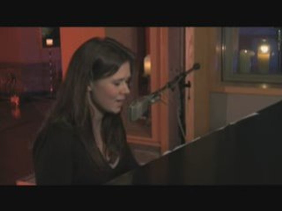 The Script "The Man Who Can't Be Moved" cover by Amy Kuney