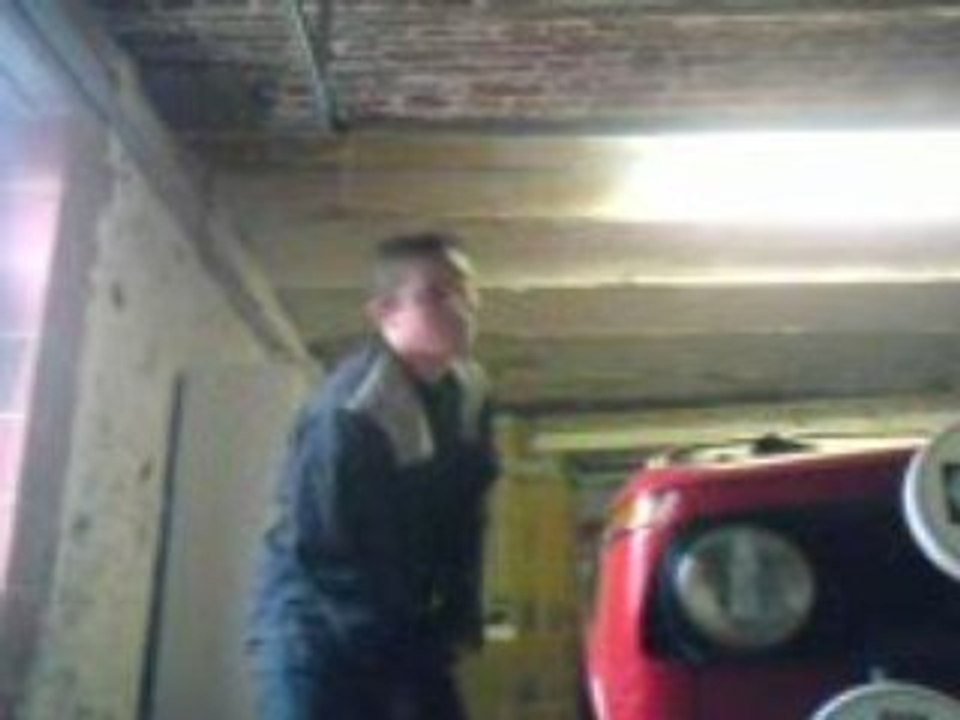 comment mettre une salopette