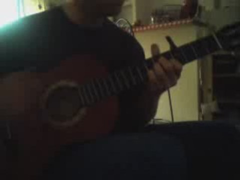 Mon pote qui essaye de gratter lol compo