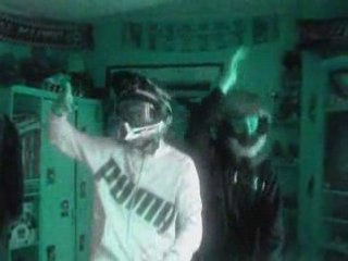 Parodie de Daft Punk " Harder Better Stronger"