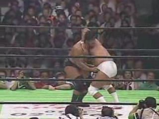 Kenta Kobashi vs. Jun Akiyama - 7.10.2004 - P2
