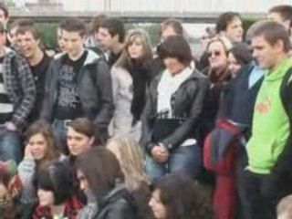 Lancement de fusées par des élèves de secondaire