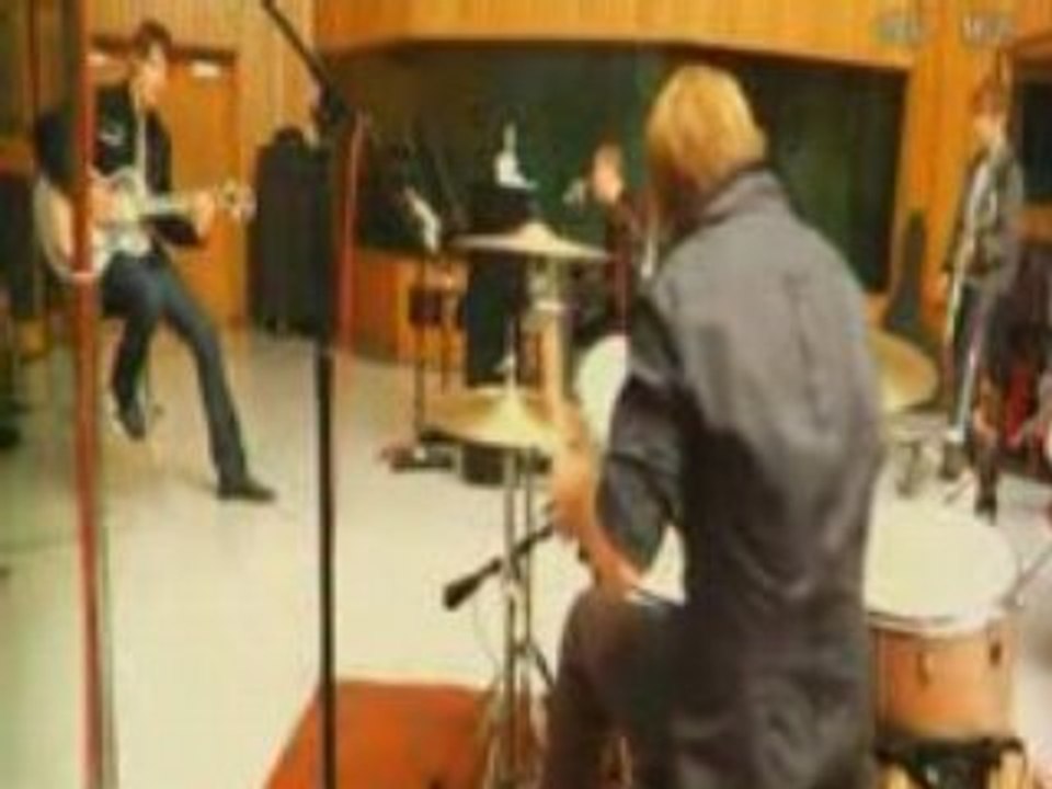 Timbaland feat. One Republic - Apologize