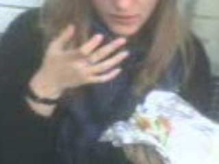 L'elfe bouffe des sandwichs