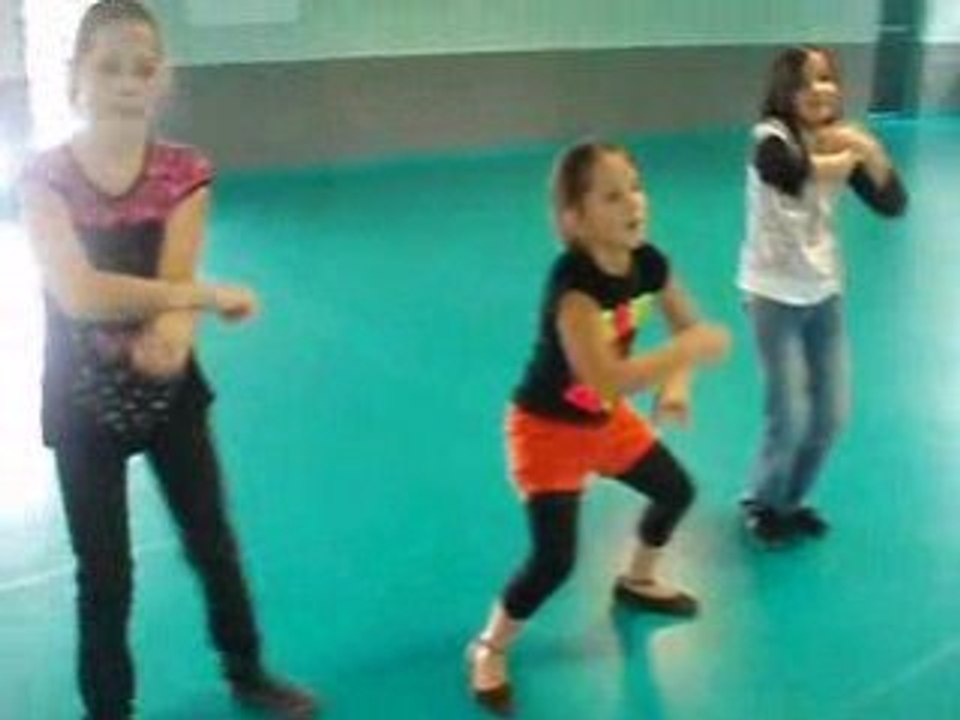 les poupées tektonik  http//tecktonik-concept.blog4ever.com