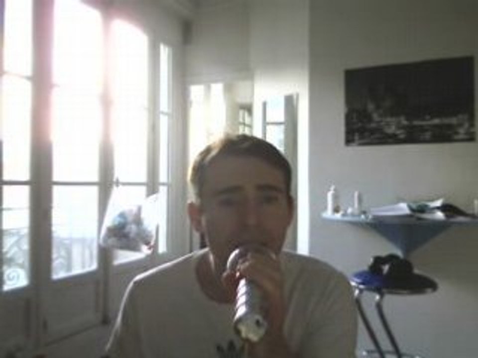 Wiwi égratigne "Cry me a river"