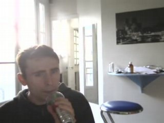 Wiwi égratigne "La quarantaine"