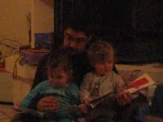 Pa à la lecture du soir