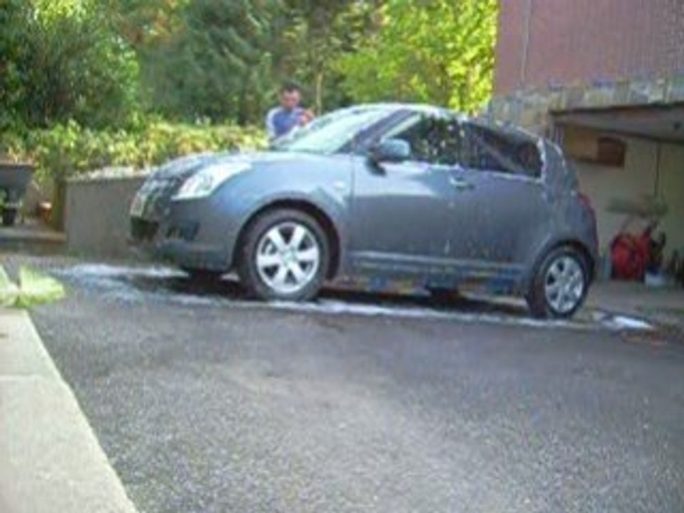 Pré-Lavage de la voiture de madame