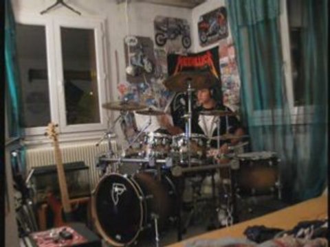 All the small things blink 182 cover drum