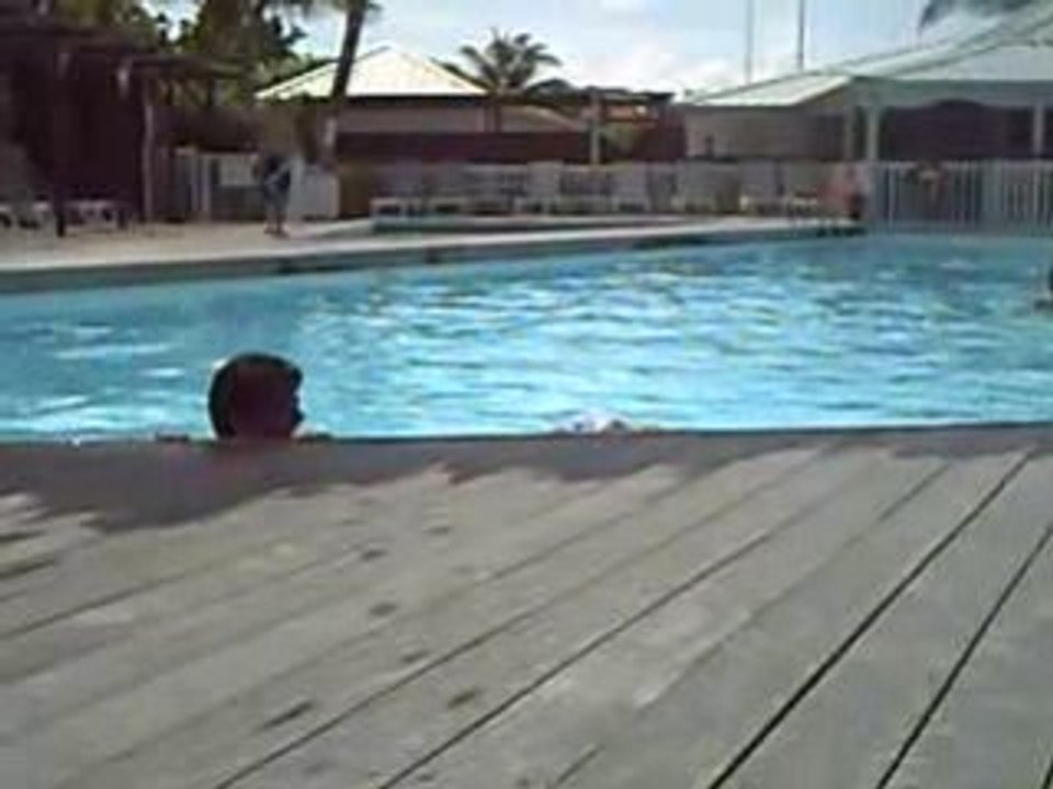 PISCINE MAT