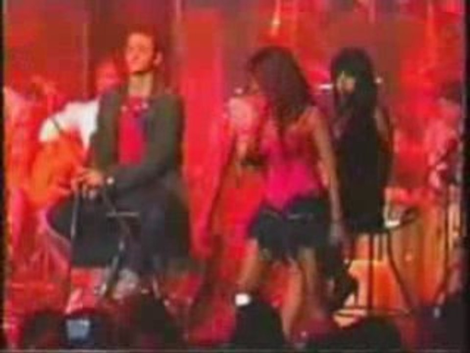 Dulce canta No Pares