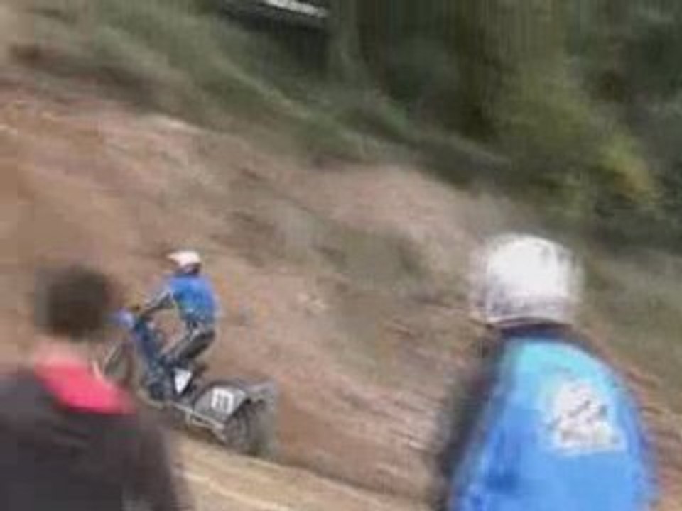 MONTEE IMPOSSIBLE 08 LAMURE SUR AZERGUES sonoclairmatin.com