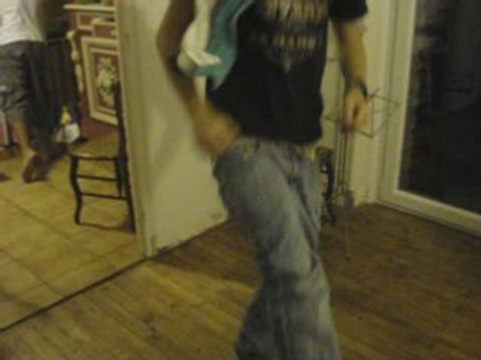 Soirée et cheveux bizarres