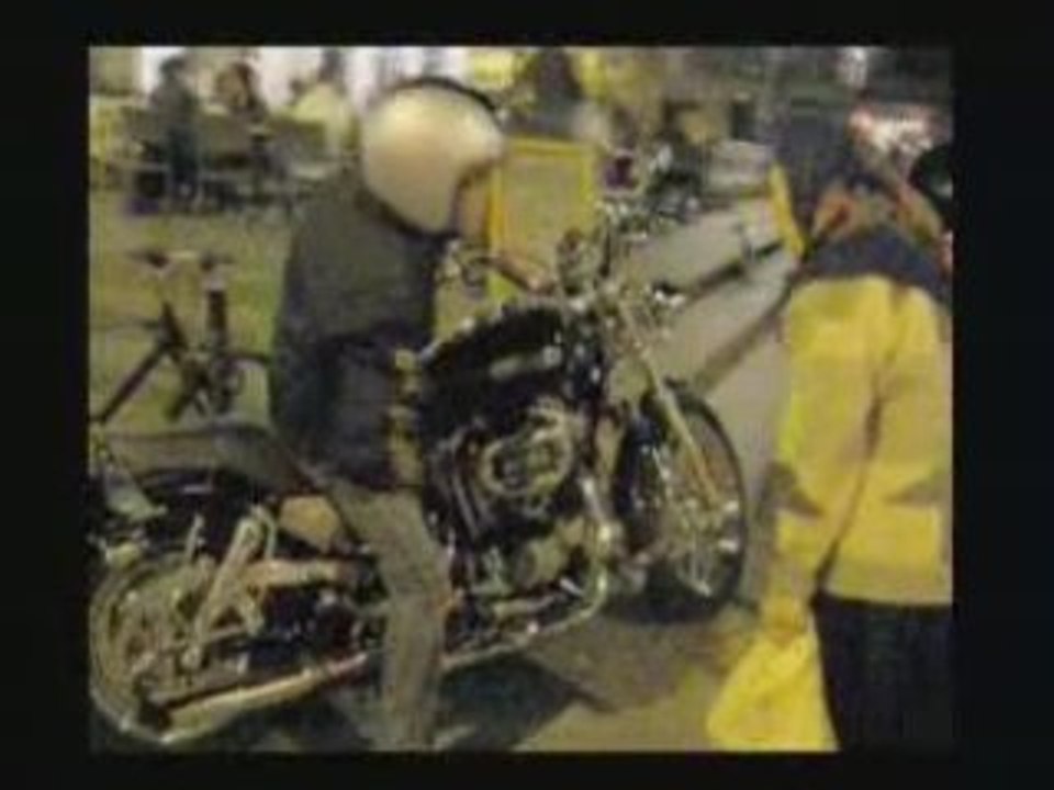 La vieille dame et la Harley