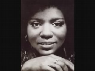 Never can say goodbye, G. Gaynor - par Astra