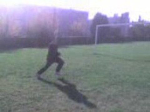 Max, rondade salto arrière vrillé