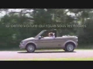 Voiture qui roule sous les étoiles: mehari 2008