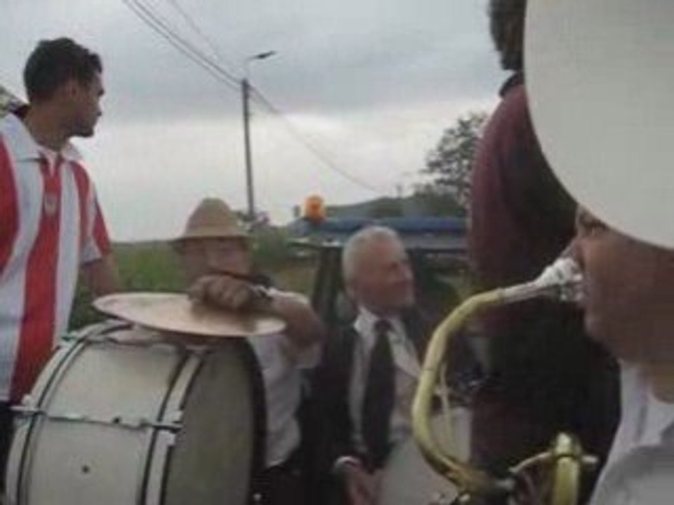 Fête à Mortier 2008: Tournée Musicale Mardi - Vidéo 7