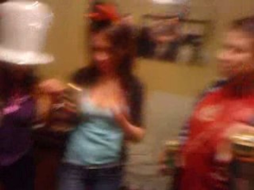 La gente esta borracha