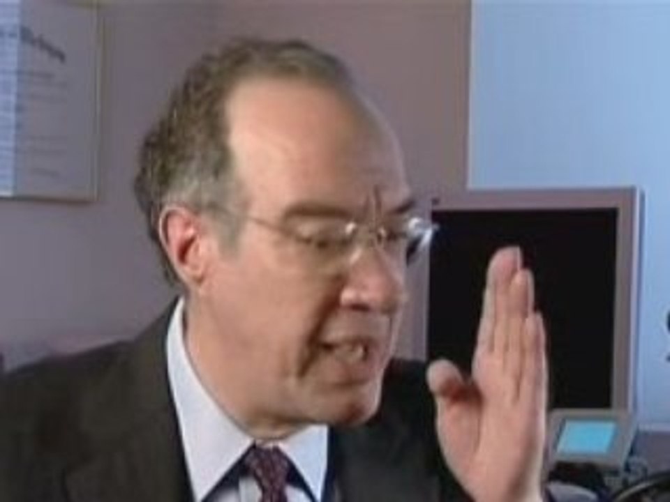 In Debt We Trust - America before the bubble bursts 2/5