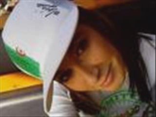 Kenza farah je me bat ...