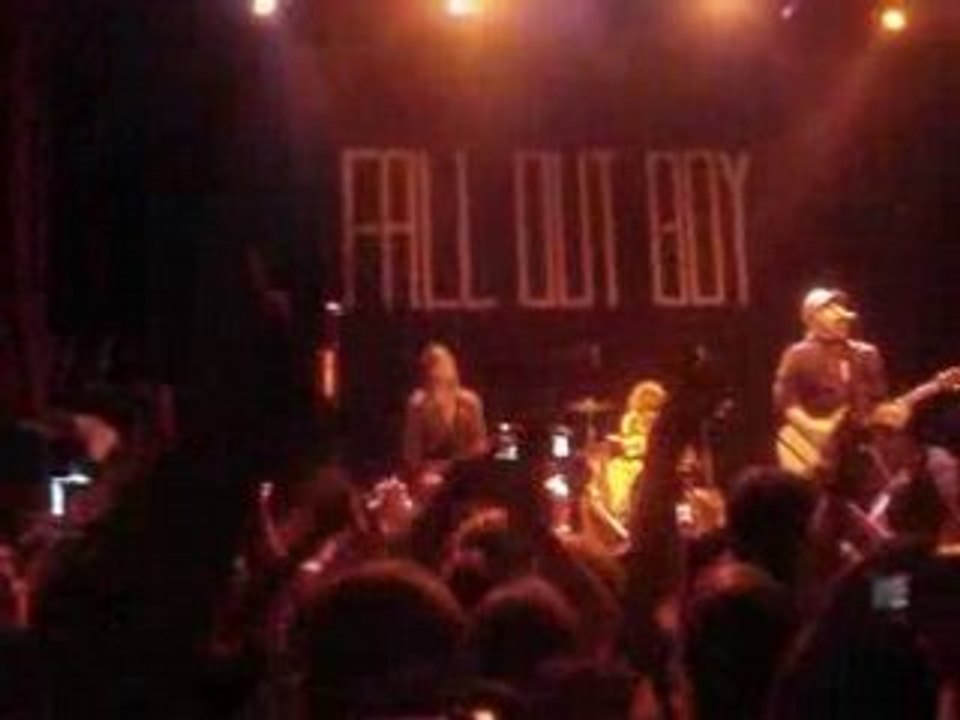 FALL OUT BOY