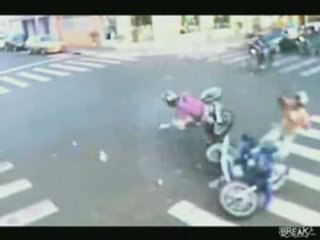 Collision entre 2 motos