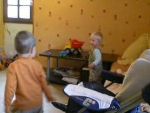 Dansez mes bébés dansez