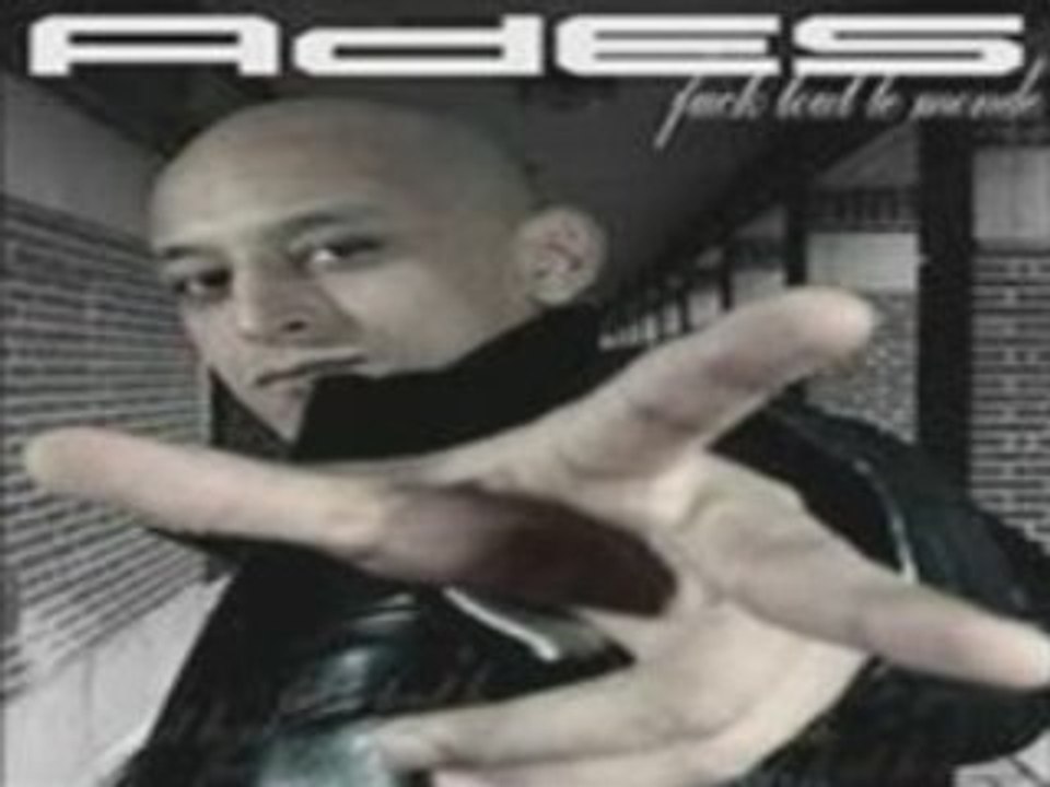 Ades faut avancer seul