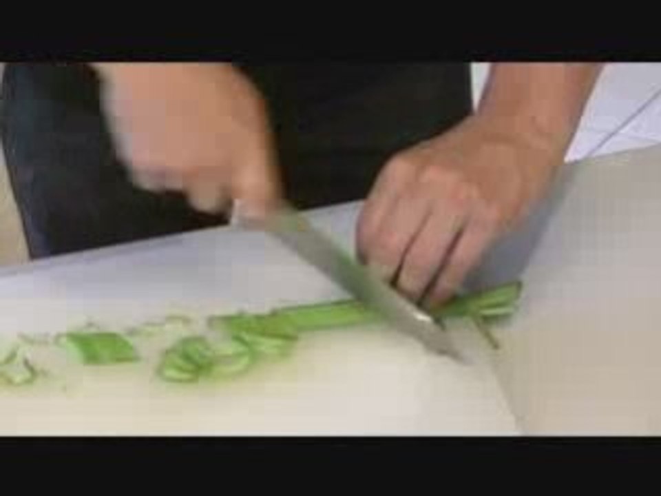 Bachelor's Pantry #39: How-To - The Bias Cut
