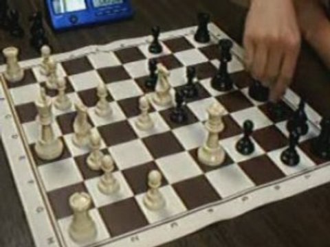 ECHECS : STEPH 1 VS 0 DJAMEL (CLASSE B 2008)