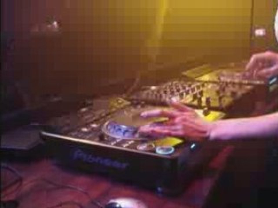 Nantes fever 5 with JULIA @ LC Club