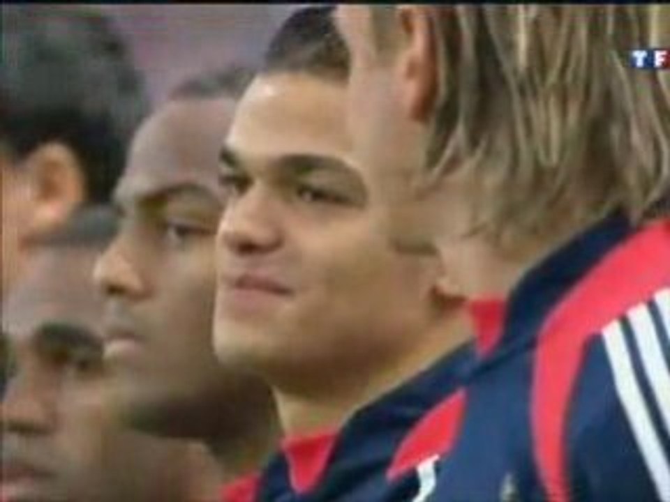 France-Tunisie Hymne français sifflé: une honte !