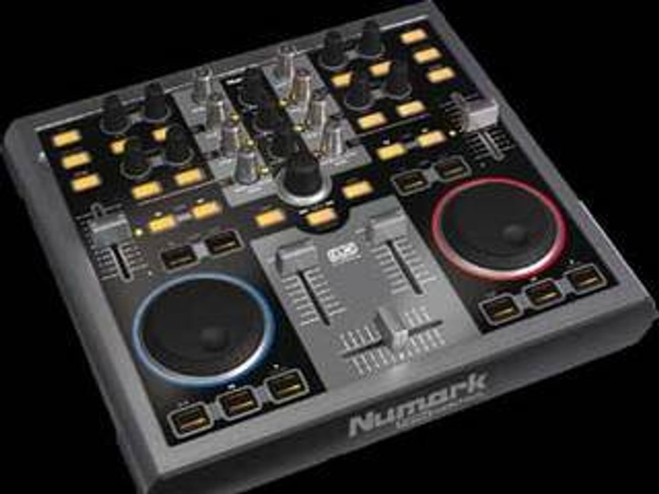 DJ Paco & le Total Control de Numark (La Boite Noire)