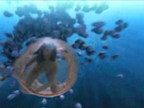 AIDES TBWA/París & Minivegas production Social Ad GIRL