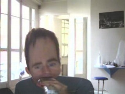 Wiwi égratigne Too much heaven