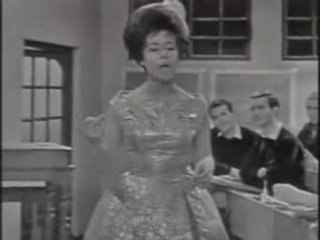 Helen Shapiro - Walking Back To Happiness