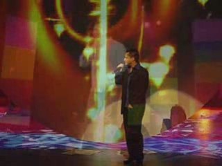 Léo Júnior "Feito tatuagem"