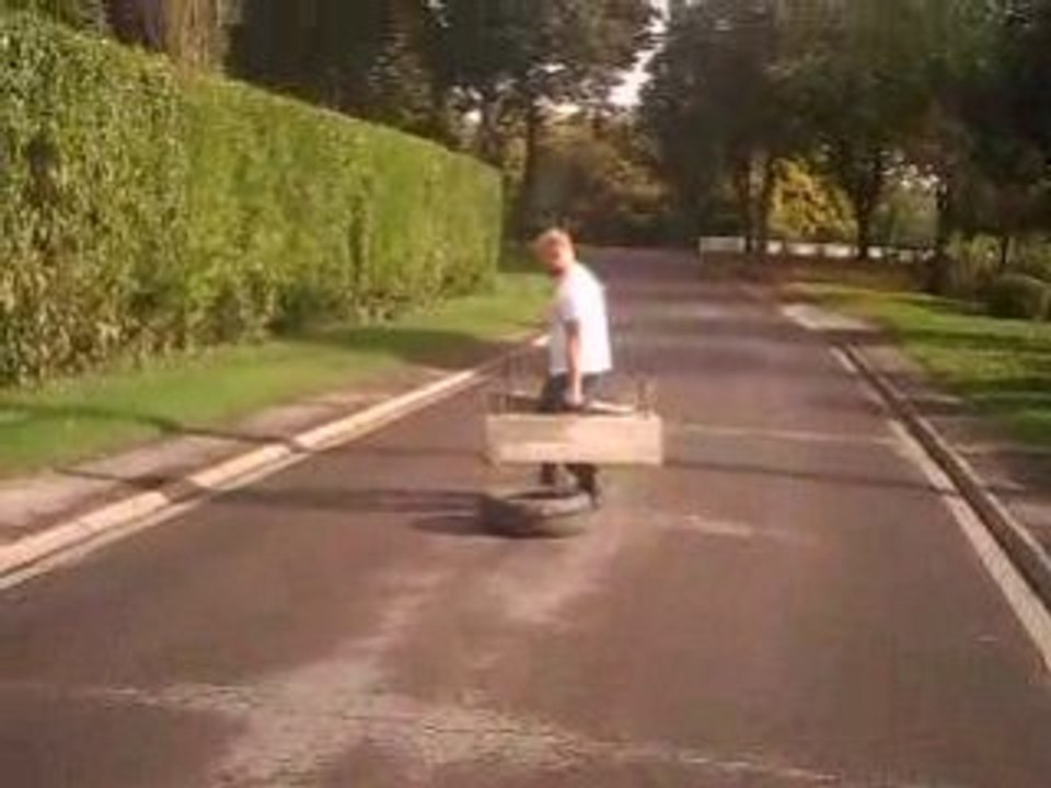 johann,marche du fermier 90kg sur 40metres avec virage