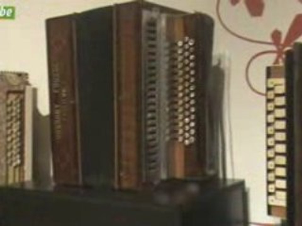 Actu24 - Exposition de 170 instruments wallons au MIM