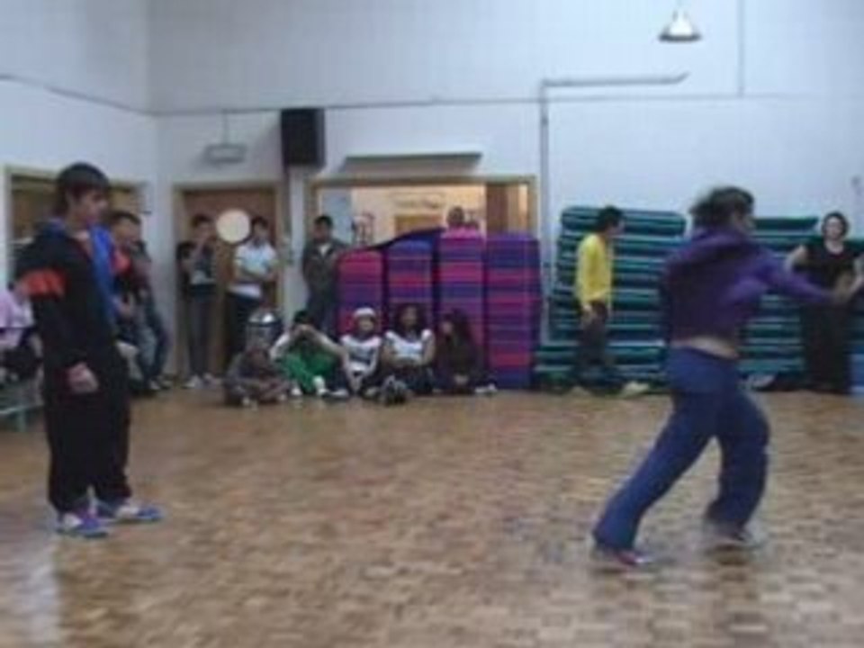 Electro-hard Street Round 1 : Nounours Vs Soraia