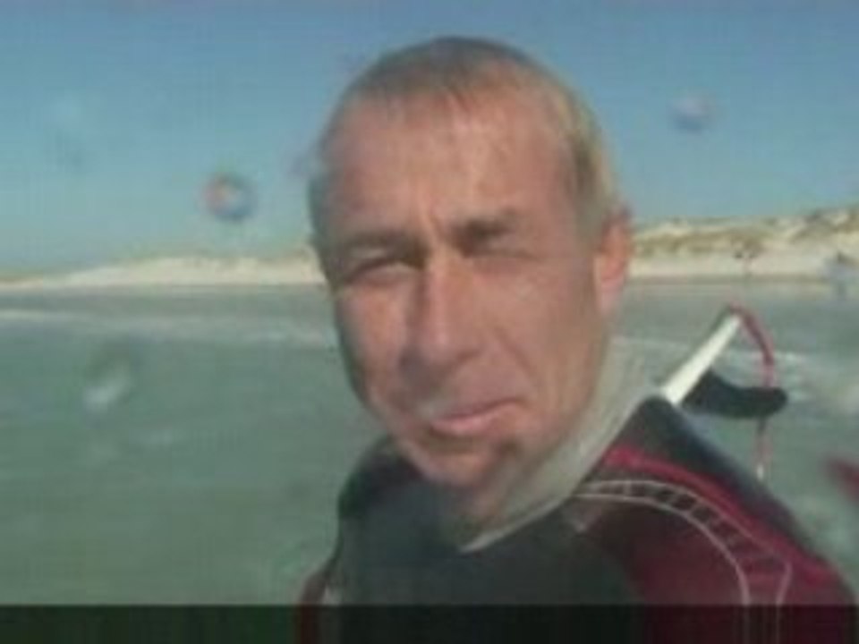 Roland Jourdain fait du Surf