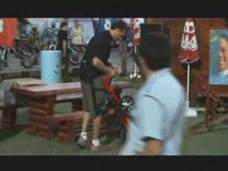Démo du vélo STRIDA au ROC D'AZUR 2008