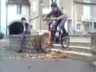saut en bmx 3