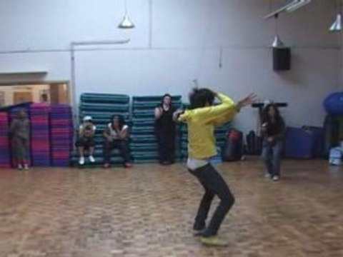 Electro-hard Street Round 1 : Silvio Vs Sushi