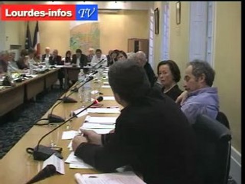Extraits du Conseil municipal de Lourdes vidéo 1