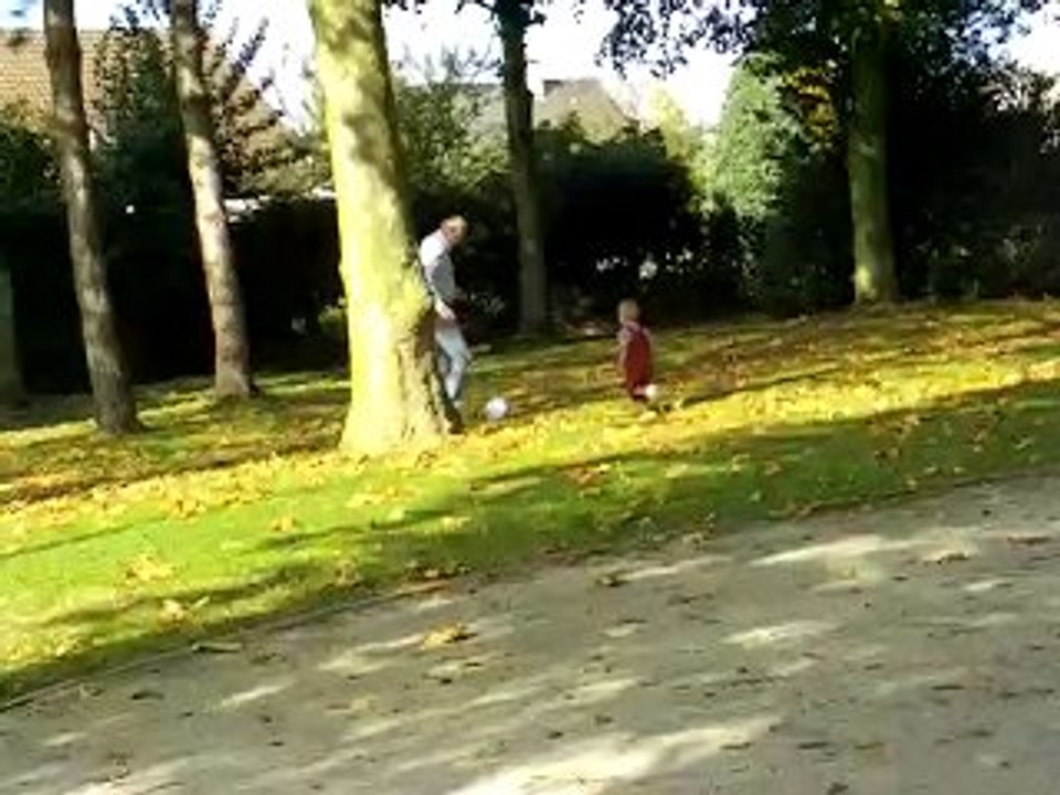 dans le jardin derrière le couvent
