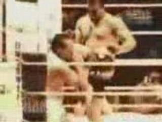 Extreme_Fight a la thai on met les coudes poto