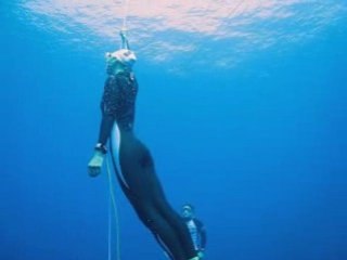 Francine - échauffement apnée avec un peu d'immersion libre